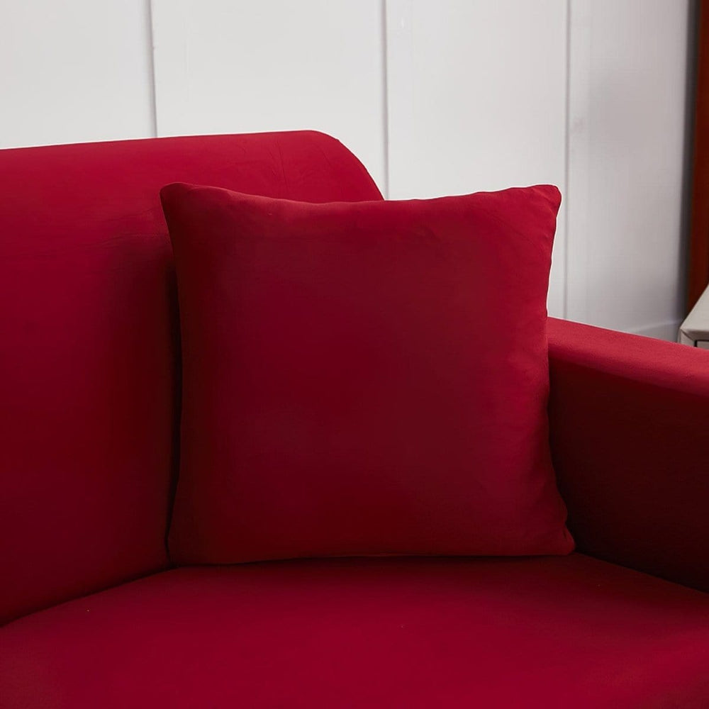 Stretch-Kissenbezüge 45 × 45 cm — 2er-Set, Bordeaux, auf einem Sofa
