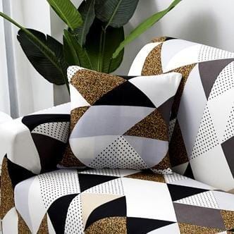 Stretch-Kissenbezüge 45 × 45 cm — 2er-Set, Patchwork Braun und Schwarz, auf einem Sofa